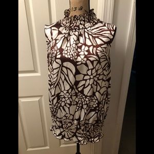 Totally unique sleeveless patterned top